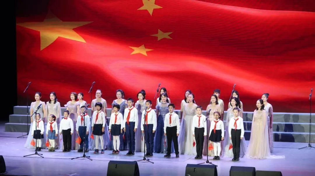 逃犯欲“改头换面”,难逃警方“火眼金睛”!